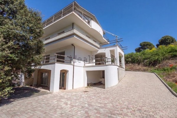casa indipendente in vendita a Pescara in zona San Donato