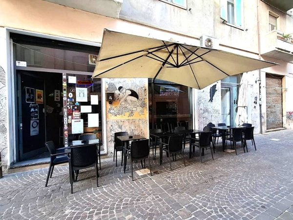 negozio in vendita a Pescara in zona Porta Nuova