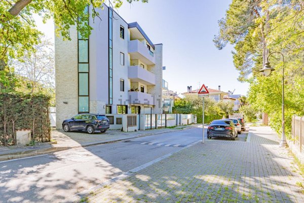 appartamento in vendita a Pescara in zona Pineta