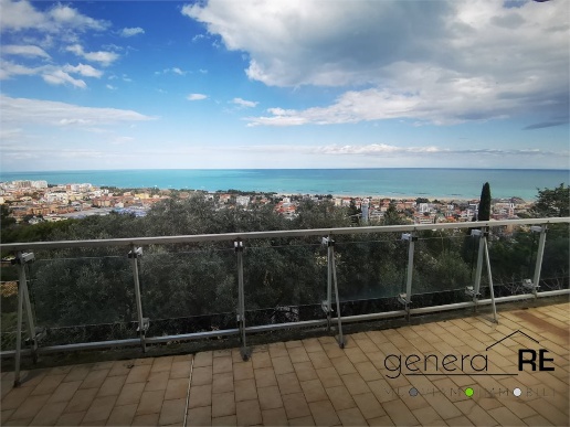 appartamento in vendita a Pescara in zona Colle Scorrano