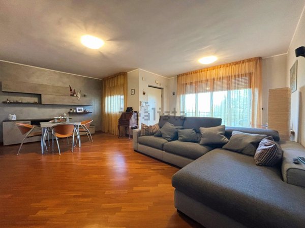 casa indipendente in vendita a Pescara in zona Centro Città