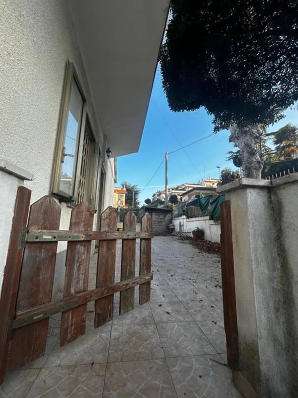 casa indipendente in vendita a Pescara in zona Colle Innamorati