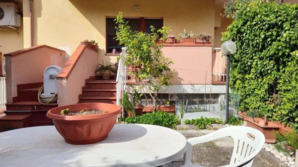 casa indipendente in vendita a Pescara in zona Colle Innamorati