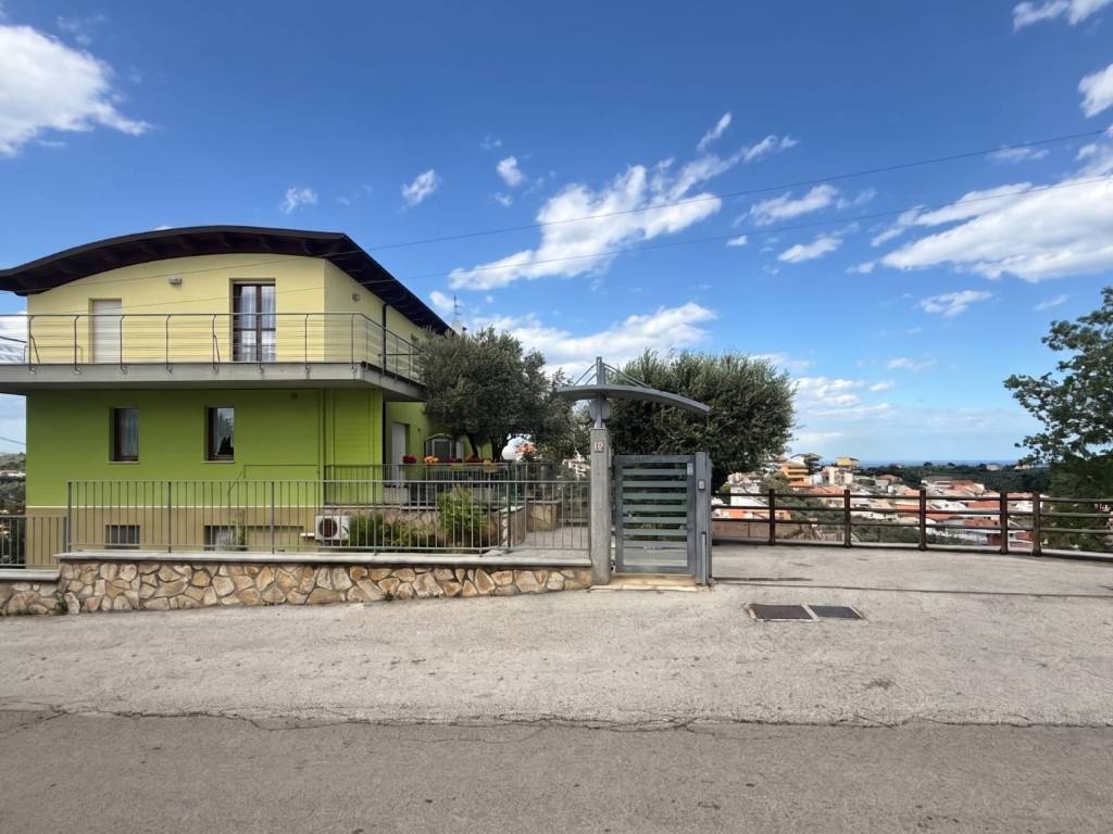 appartamento in vendita a Pescara in zona Ospedale