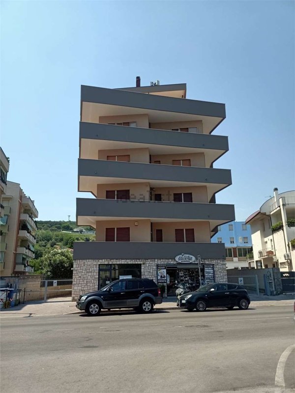appartamento in vendita a Pescara in zona Centro Città