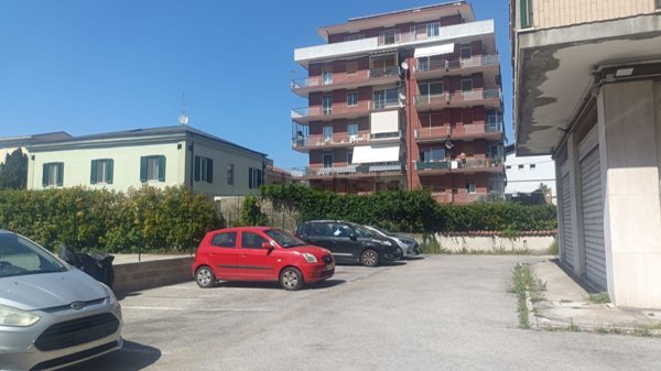 appartamento in vendita a Pescara in zona Porta Nuova