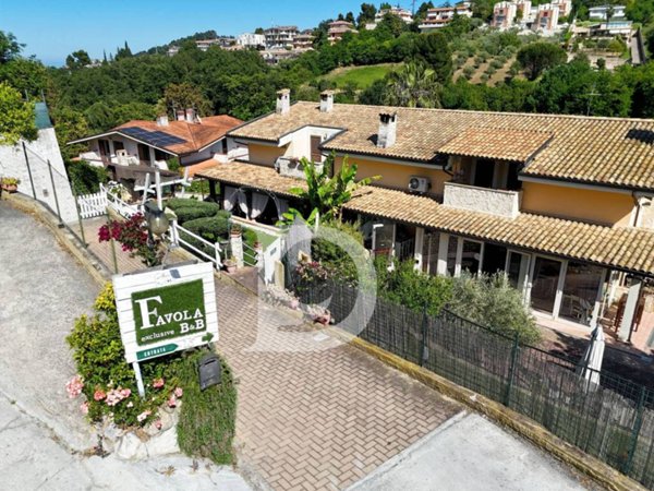 casa indipendente in vendita a Pescara in zona Fontanelle