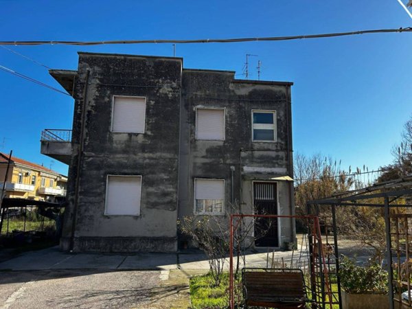 intera palazzina in vendita a Pescara