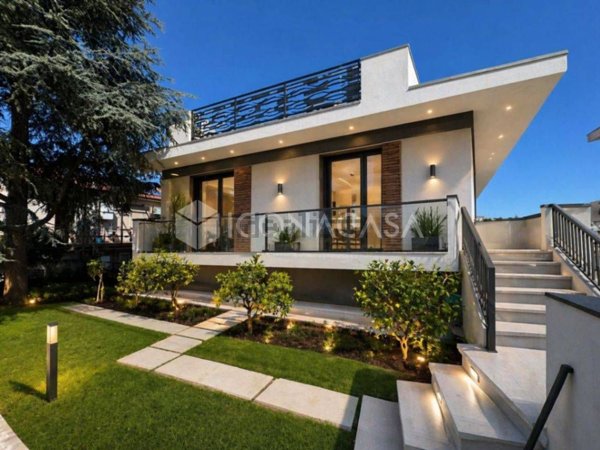 casa indipendente in vendita a Pescara in zona Colle Innamorati