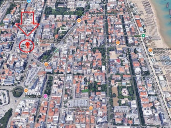 negozio in vendita a Pescara in zona Centro Città