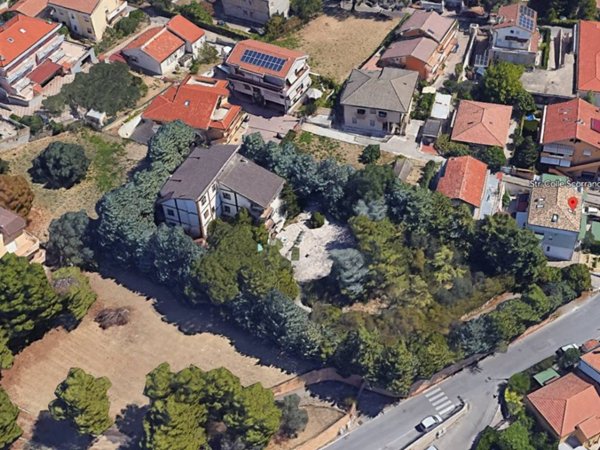 intera palazzina in vendita a Pescara in zona Ospedale