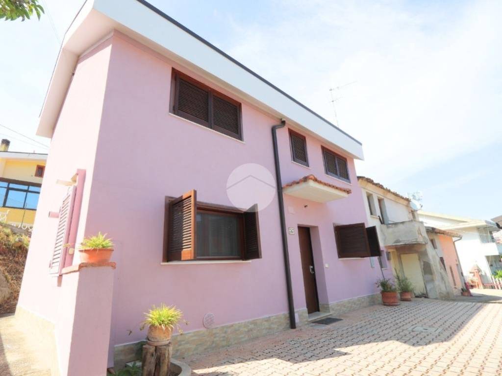 casa semindipendente in vendita a Pescara in zona Ospedale