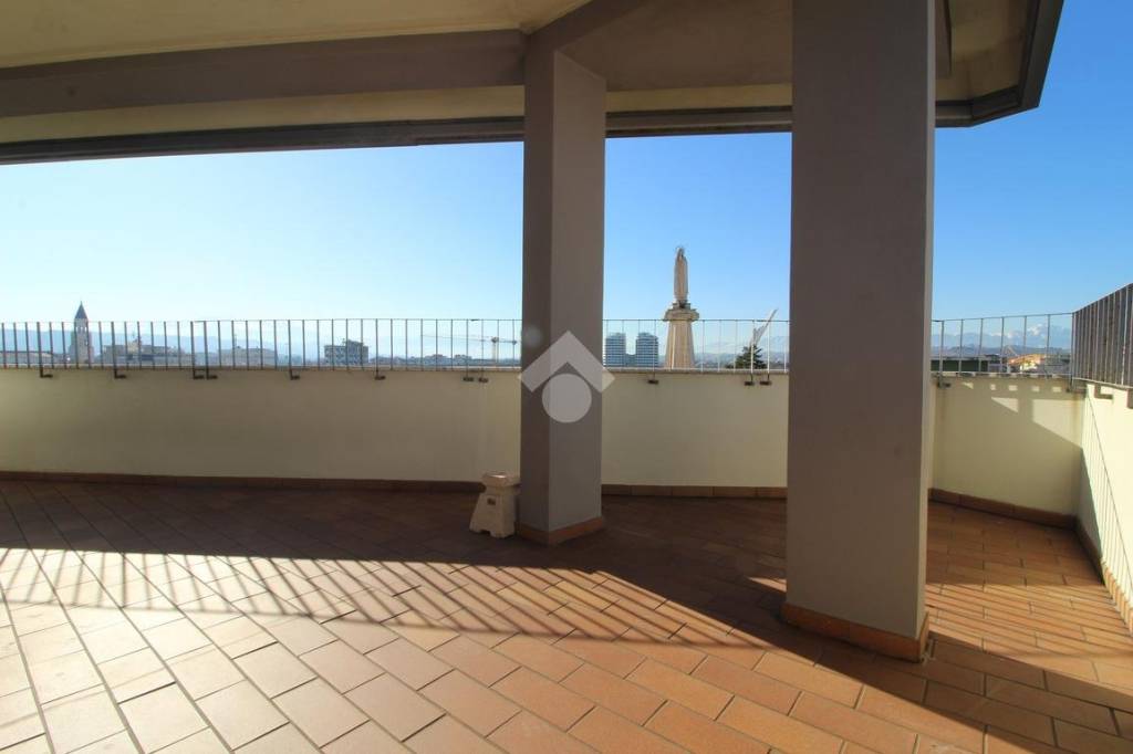 appartamento in vendita a Pescara in zona Centro Città
