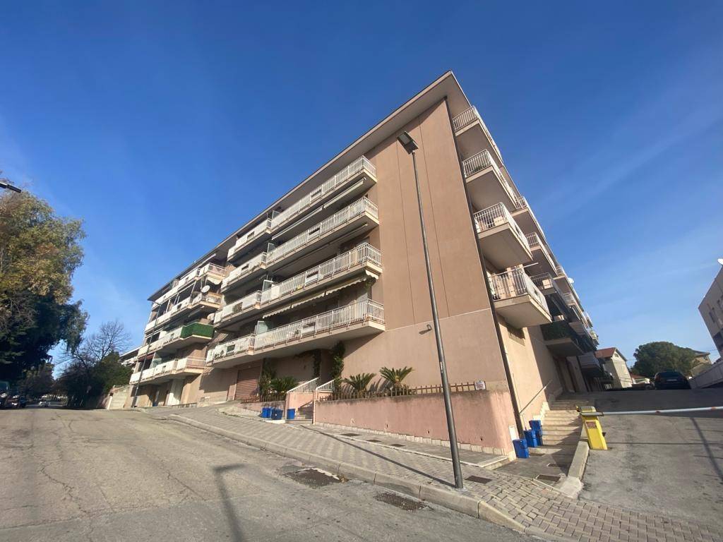 appartamento in vendita a Pescara in zona Ospedale