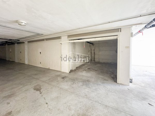 locale di sgombero in vendita a Pescara in zona Porta Nuova