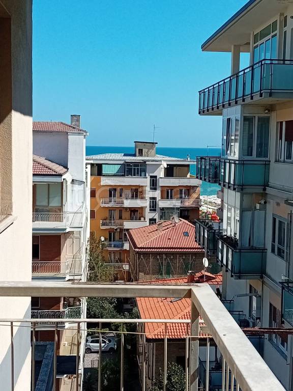appartamento in vendita a Pescara in zona Centro Città