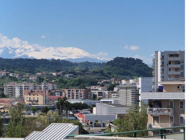 appartamento in vendita a Pescara in zona Porta Nuova