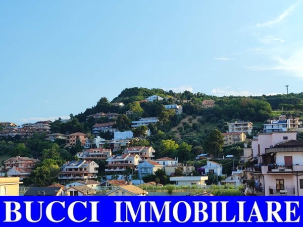 appartamento in vendita a Pescara in zona Castellammare