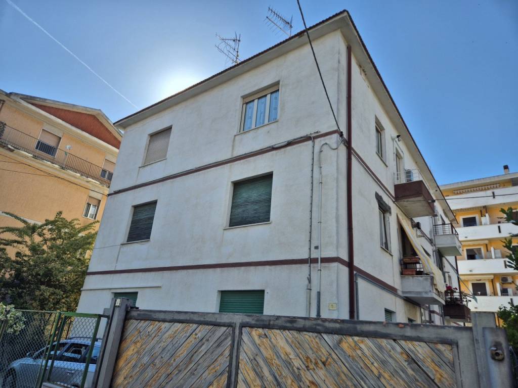 appartamento in vendita a Pescara in zona Porta Nuova