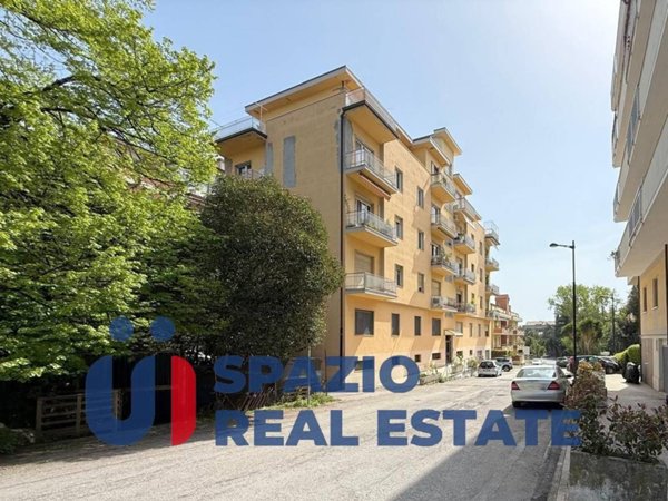 appartamento in vendita a Pescara in zona Ospedale