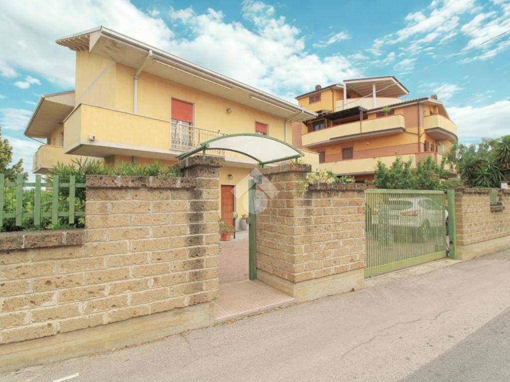 casa indipendente in vendita a Pescara in zona San Donato