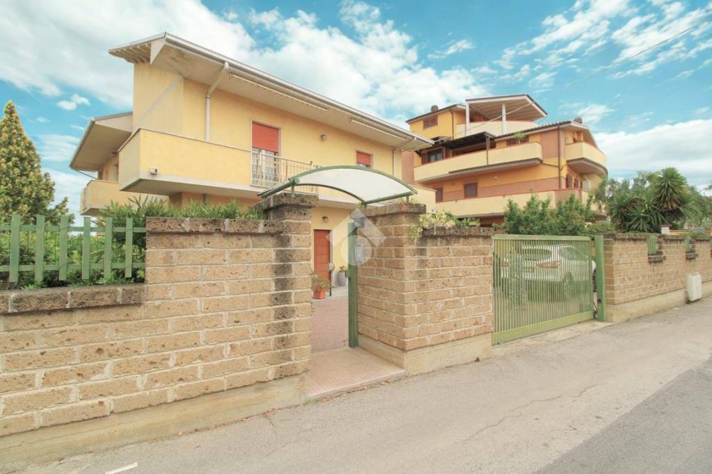 casa indipendente in vendita a Pescara in zona San Donato