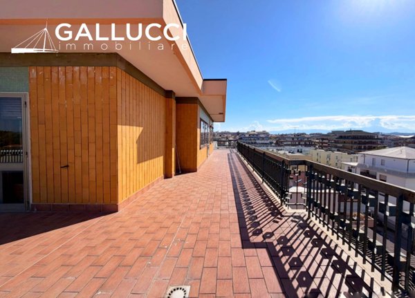 appartamento in vendita a Pescara in zona Porta Nuova