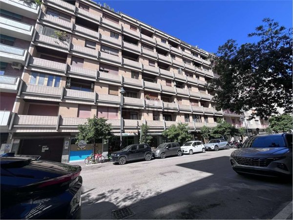 appartamento in vendita a Pescara in zona Centro Città