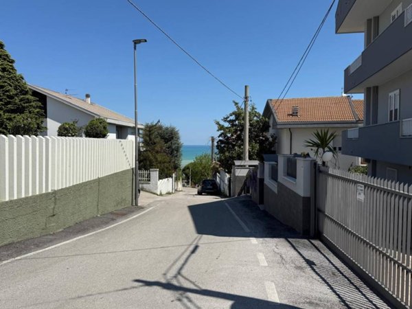 casa indipendente in vendita a Pescara in zona Ospedale