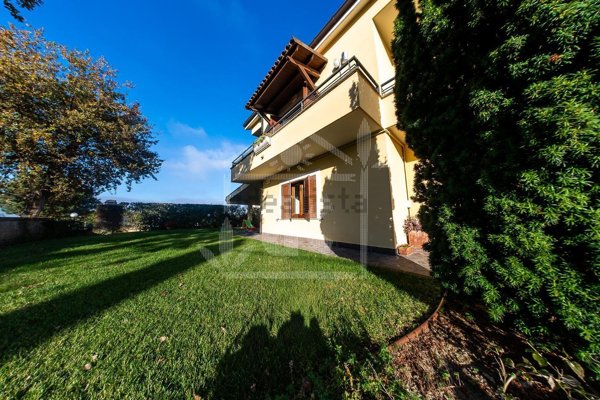 casa indipendente in vendita a Pescara