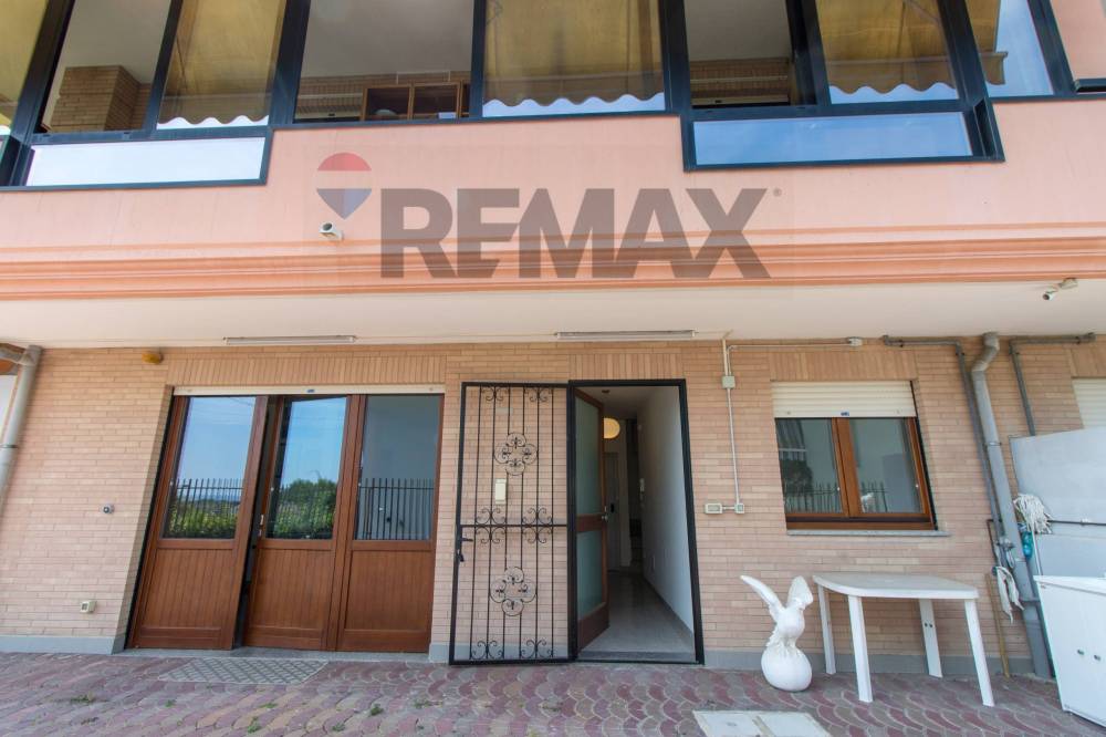 casa indipendente in vendita a Pescara in zona Castellammare