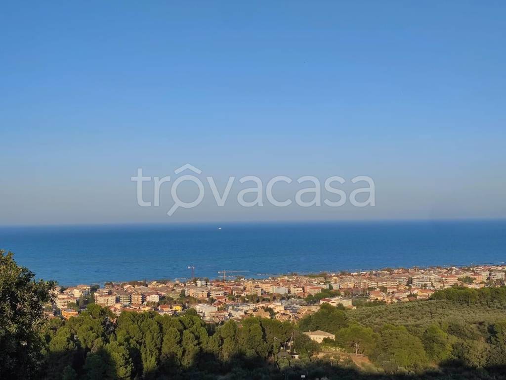 casa indipendente in vendita a Pescara in zona San Silvestro