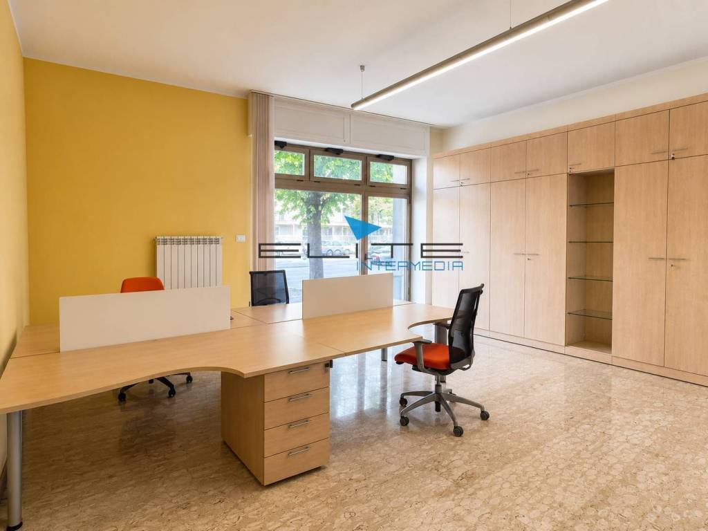 ufficio in vendita a Pescara