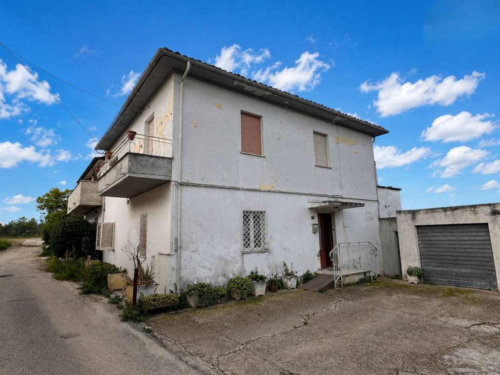 casa indipendente in vendita a Pescara