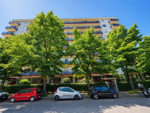 appartamento in vendita a Pescara in zona Fontanelle