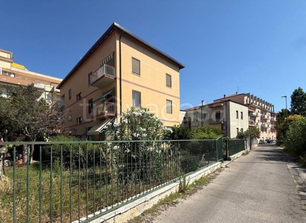appartamento in vendita a Pescara in zona Porta Nuova