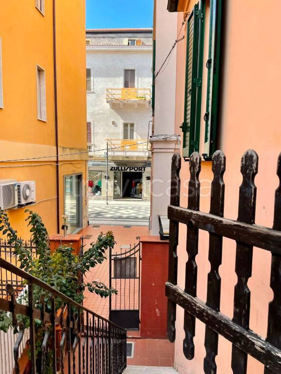 appartamento in vendita a Pescara in zona Centro Città
