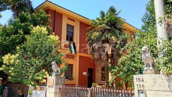 ufficio in vendita a Pescara in zona Villa Fabio