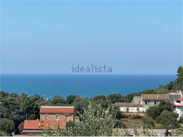 casa indipendente in vendita a Pescara in zona Colle Innamorati