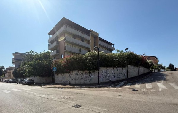 ufficio in vendita a Pescara