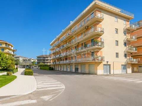 appartamento in vendita a Pescara in zona Porta Nuova