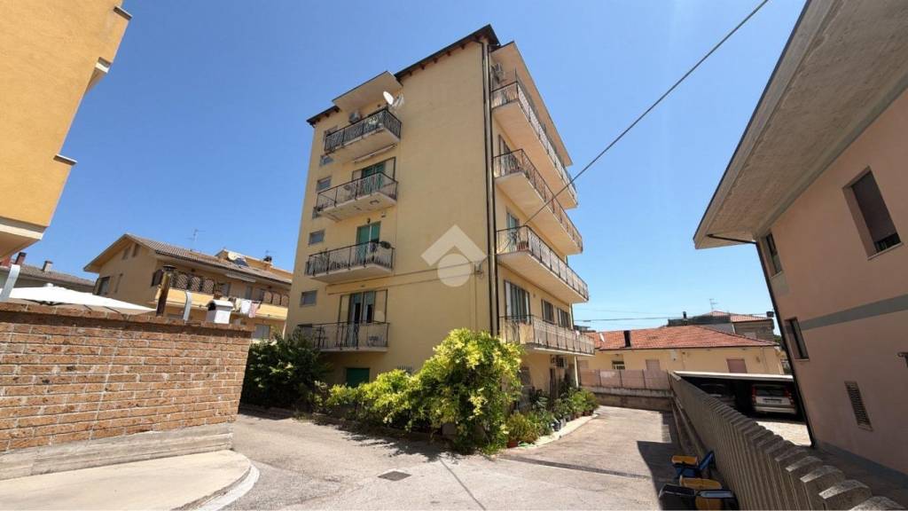 appartamento in vendita a Pescara in zona Colle Innamorati