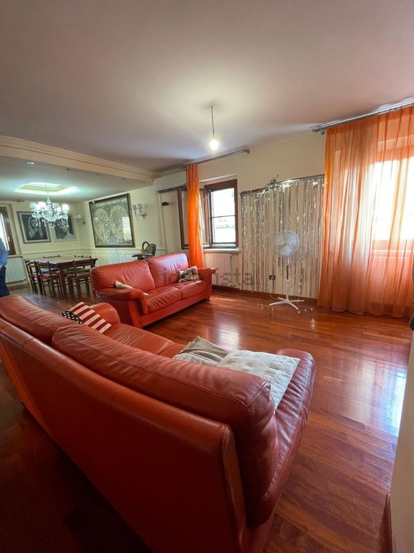 casa indipendente in vendita a Pescara