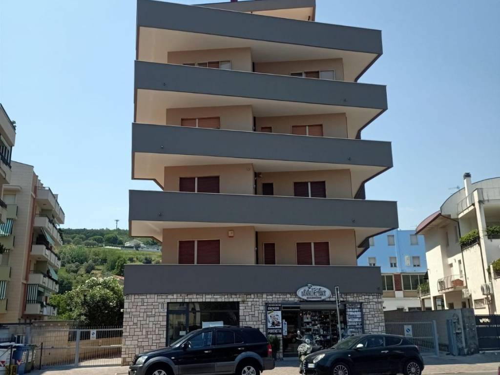 appartamento in vendita a Pescara in zona Duca degli Abruzzi