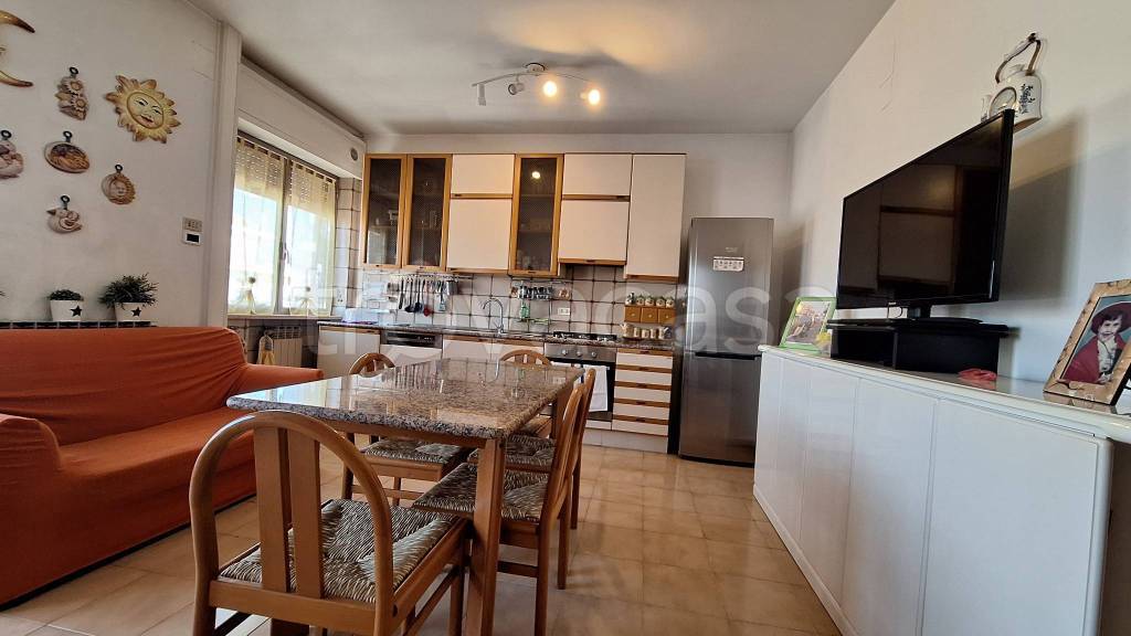 appartamento in vendita a Pescara in zona Madonna del Fuoco