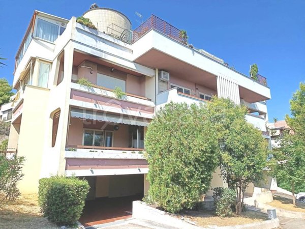 appartamento in vendita a Pescara in zona Colle Scorrano