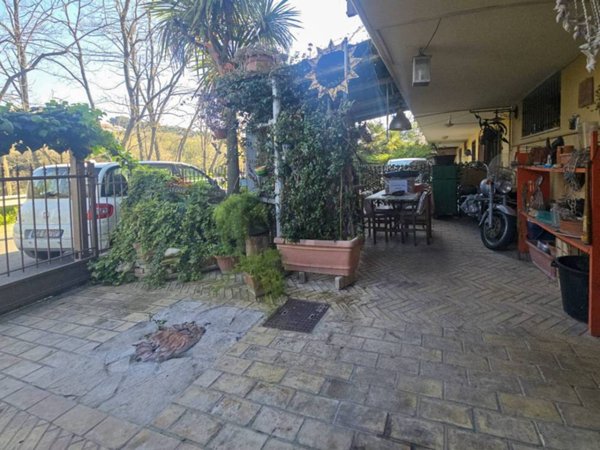 casa indipendente in vendita a Pescara in zona Colle San Donato