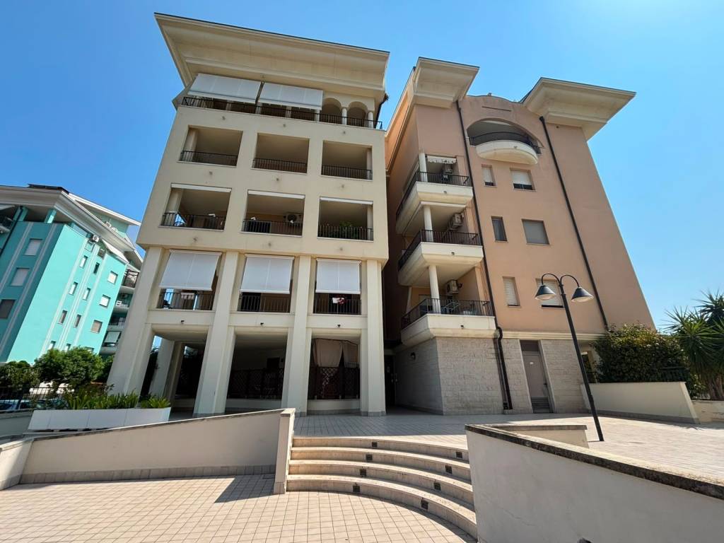 appartamento in vendita a Pescara in zona Castellammare