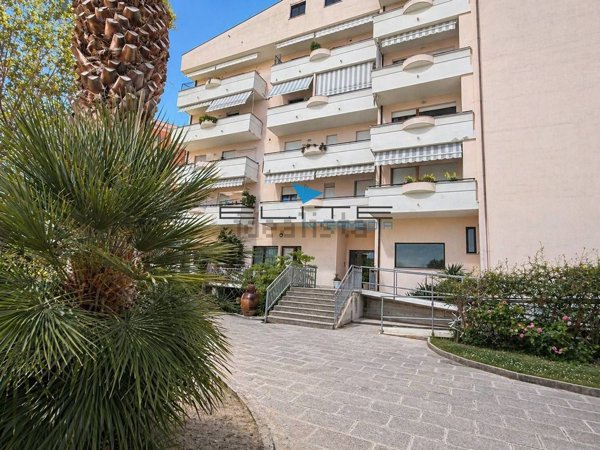 appartamento in vendita a Pescara in zona Castellammare