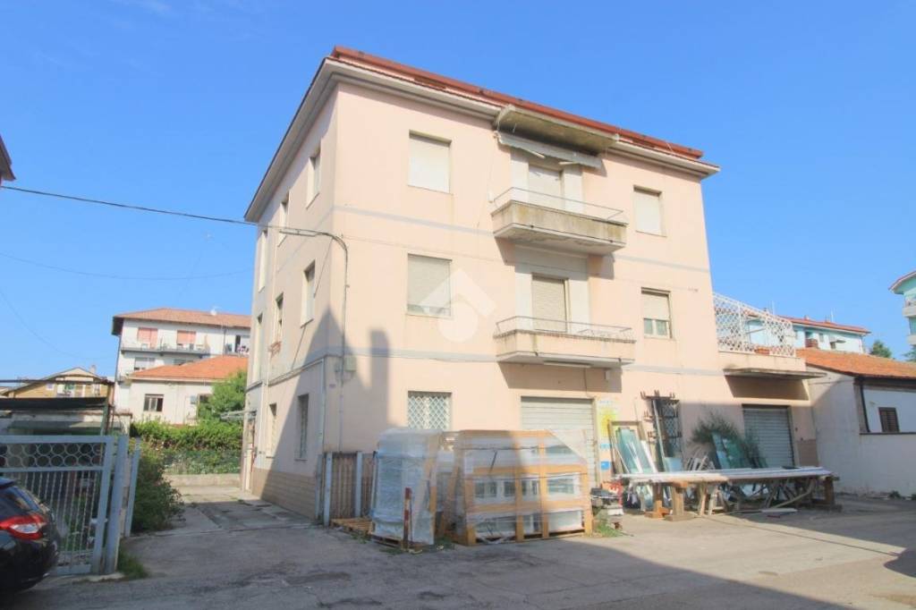 appartamento in vendita a Pescara